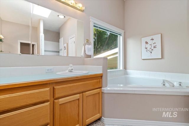 2321 E Brigantine, Eagle, ID 83616