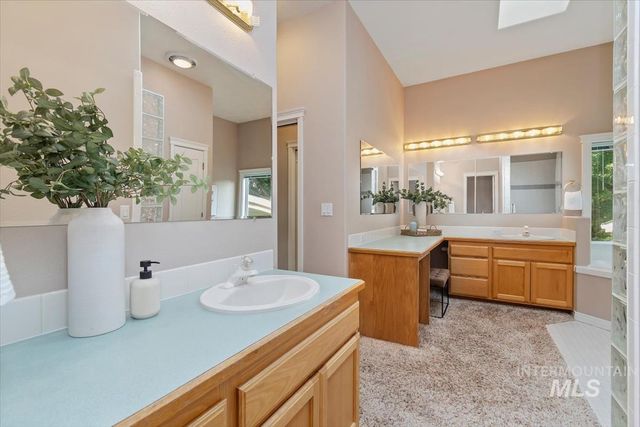 2321 E Brigantine, Eagle, ID 83616