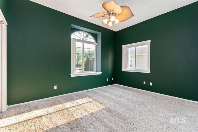 2321 E Brigantine, Eagle, ID 83616