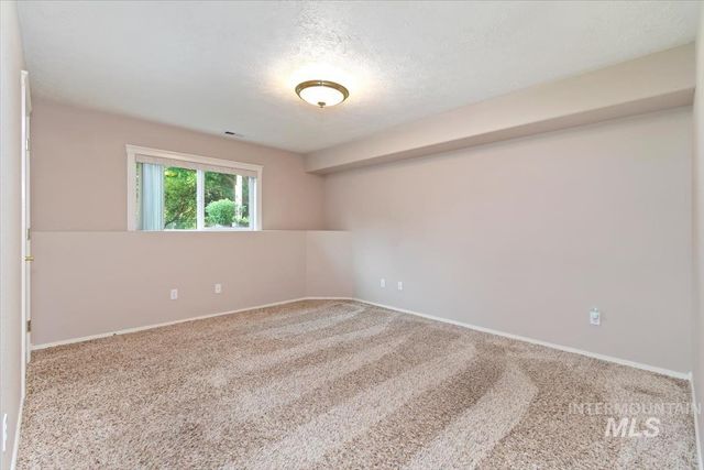 2321 E Brigantine, Eagle, ID 83616