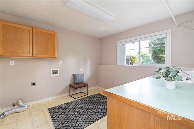 2321 E Brigantine, Eagle, ID 83616