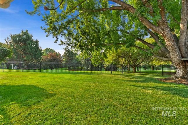 2321 E Brigantine, Eagle, ID 83616