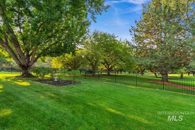 2321 E Brigantine, Eagle, ID 83616