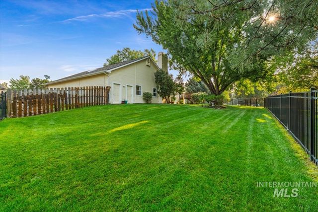 2321 E Brigantine, Eagle, ID 83616