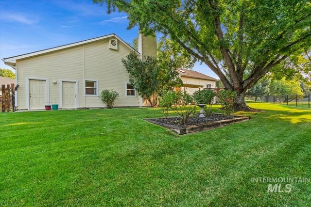 2321 E Brigantine, Eagle, ID 83616