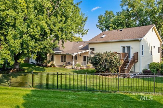 2321 E Brigantine, Eagle, ID 83616