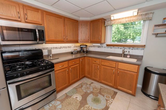 61000 Crumstown Highway, North Liberty, IN 46554