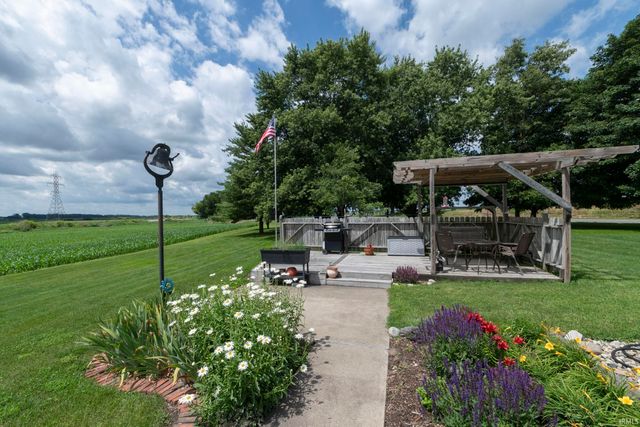 61000 Crumstown Highway, North Liberty, IN 46554