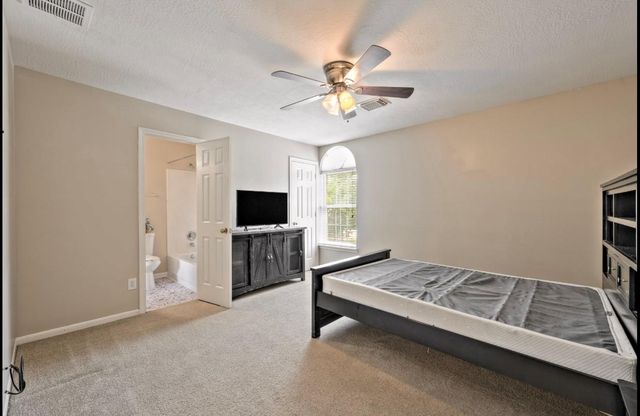 10735 Sunswept Fields Lane, Houston, TX 77064