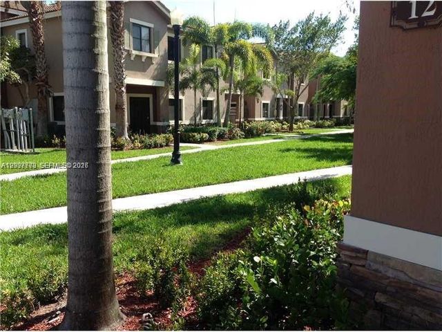 22811 SW 88th Place 222, Cutler Bay, FL 33190