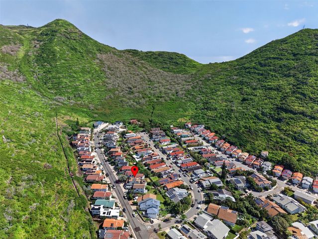 829 Kealahou Street, Honolulu, HI 96825