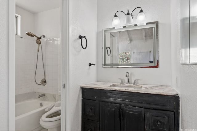 829 Kealahou Street, Honolulu, HI 96825