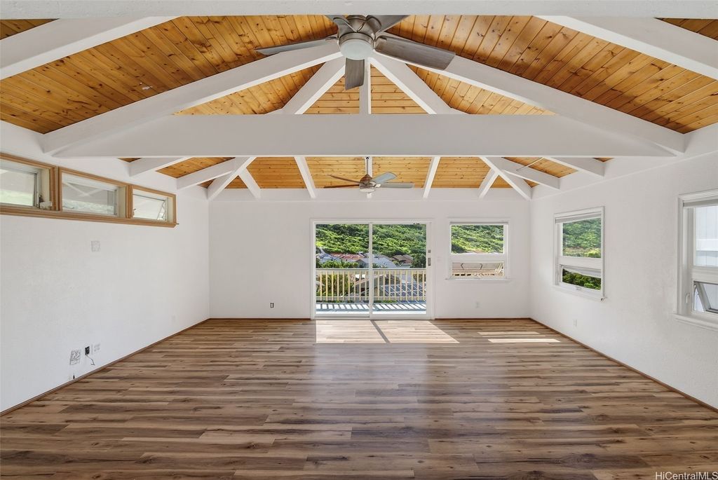 829 Kealahou Street, Honolulu, HI 96825