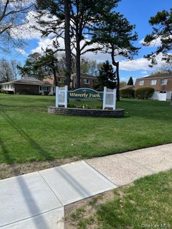 30 Storm Drives C 30, Holtsville, NY 11742