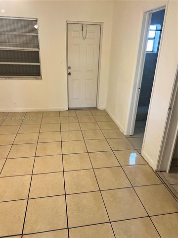 646 NW 4th Court 4, Hallandale Beach, FL 33009
