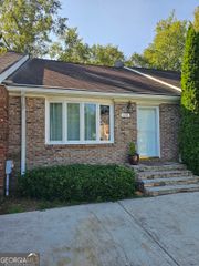 229 Flat Creek Court, Peachtree City, GA 30269