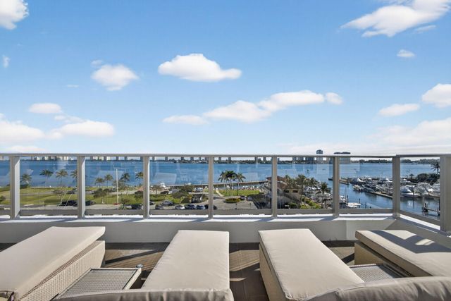 220 Lake Shore Drive 613, Lake Park, FL 33403