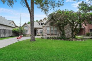 11530 Wickhollow Lane, Houston, TX 77043