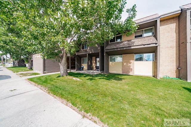 220 N Fanning Avenue # 15, Idaho Falls, ID 83401