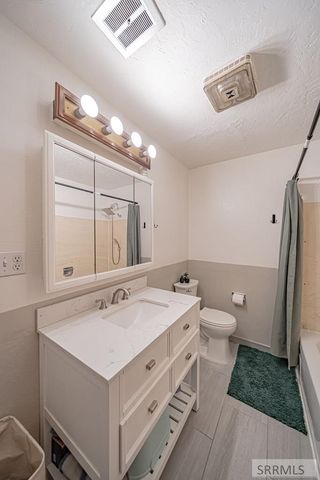220 N Fanning Avenue # 15, Idaho Falls, ID 83401