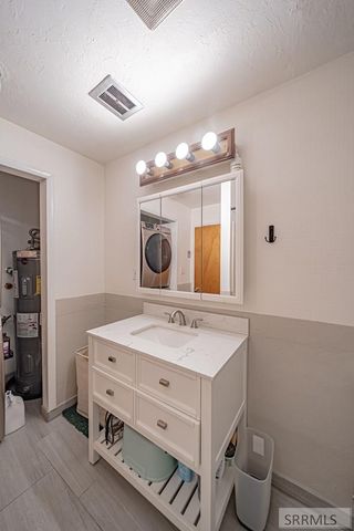 220 N Fanning Avenue # 15, Idaho Falls, ID 83401