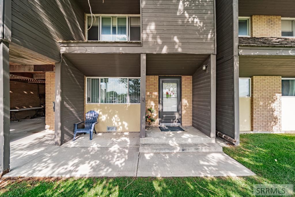 220 N Fanning Avenue # 15, Idaho Falls, ID 83401