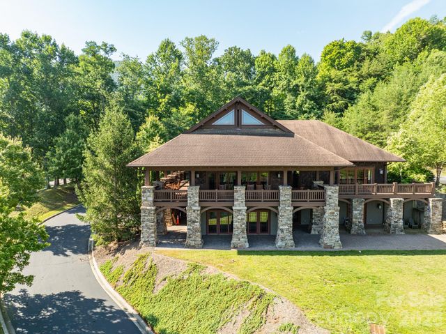 59 Old Greybeard Loop, Black Mountain, NC 28711