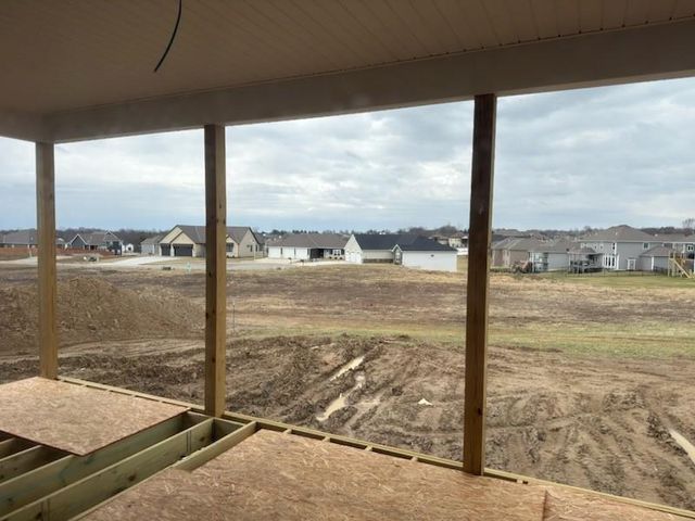 4700 Woodland Shores Court, St Joseph, MO 64505