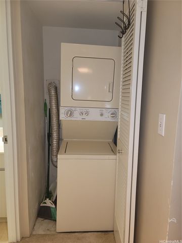 1860 Ala Moana Boulevard 1001, Honolulu, HI 96815