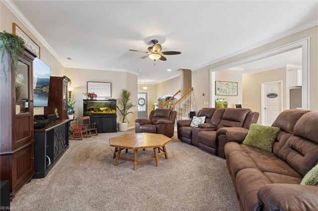 1301 Founders Pointe TRL, Carrollton, VA 23314