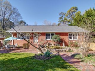 2036 Edgewater Drive, Charlotte, NC 28210