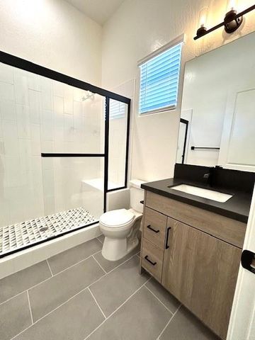 1684 Heirloom Avenue, Clovis, CA 93619