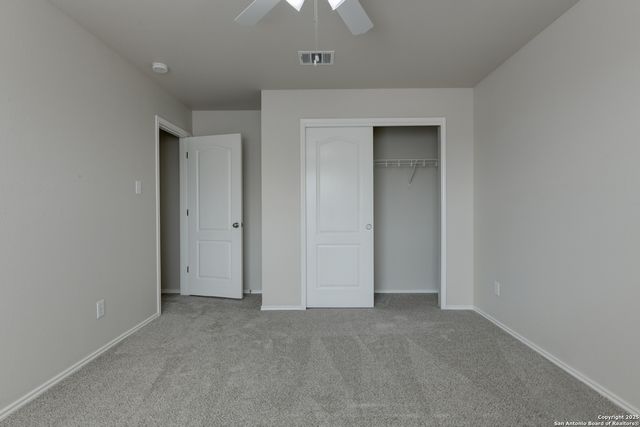 9023 Sahara Wds, Universal City, TX 78148