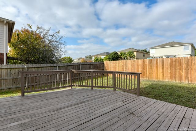 9023 Sahara Wds, Universal City, TX 78148