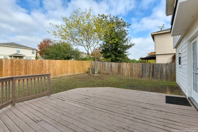 9023 Sahara Wds, Universal City, TX 78148