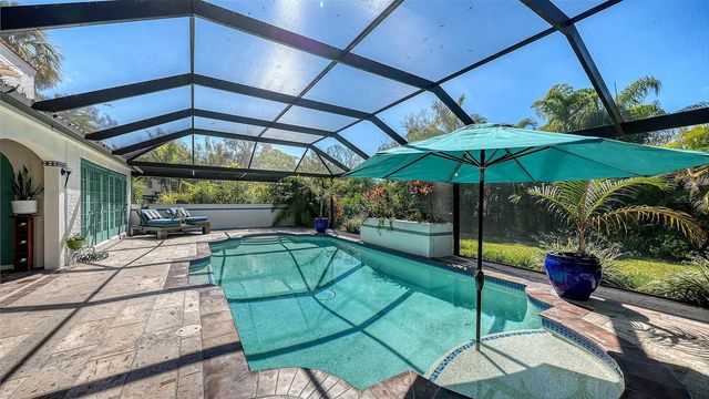 547 N SHORE DRIVE, Sarasota, FL 34234