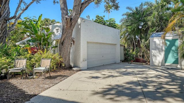 547 N SHORE DRIVE, Sarasota, FL 34234