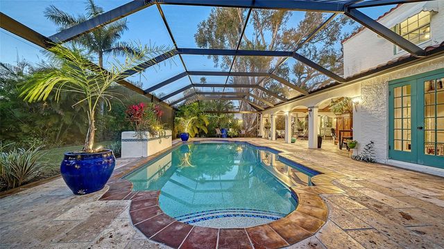 547 N SHORE DRIVE, Sarasota, FL 34234