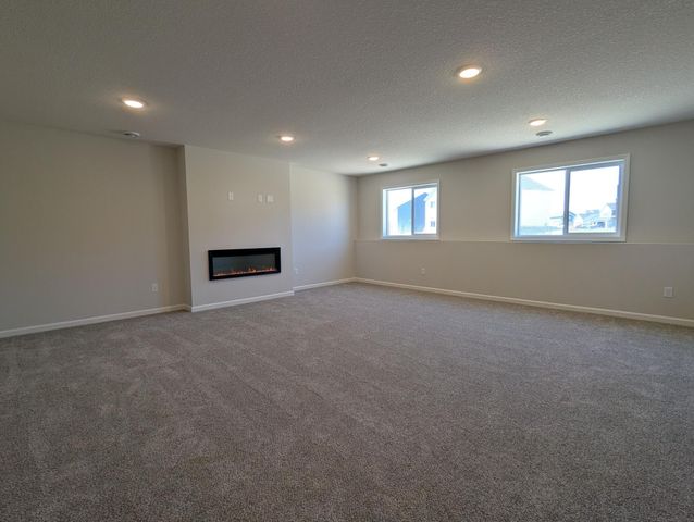 19084 Goodhue Street NE, East Bethel, MN 55011