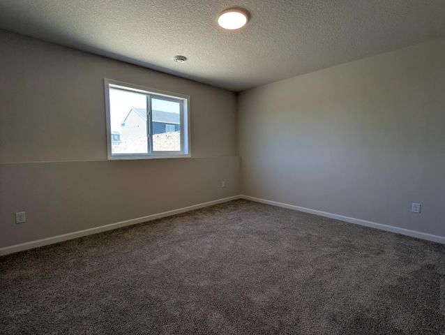 19084 Goodhue Street NE, East Bethel, MN 55011