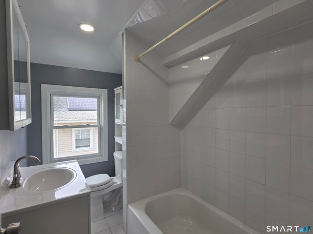 68-70 Westfield Avenue, Bridgeport, CT 06606