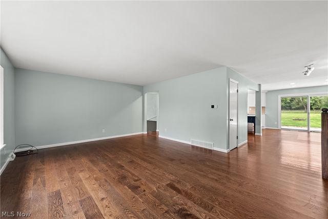 15038 Alexander Road, Walton Hills, OH 44146