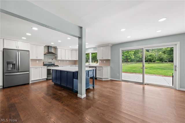 15038 Alexander Road, Walton Hills, OH 44146