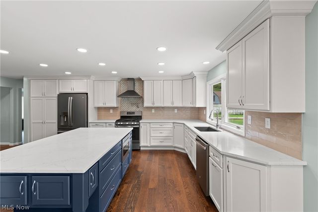 15038 Alexander Road, Walton Hills, OH 44146