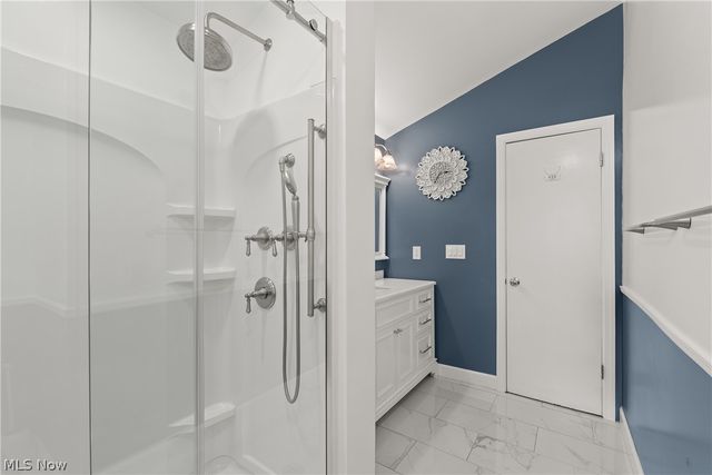 15038 Alexander Road, Walton Hills, OH 44146