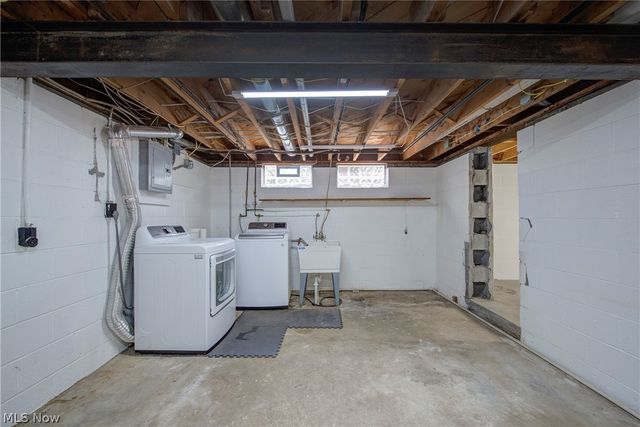15038 Alexander Road, Walton Hills, OH 44146