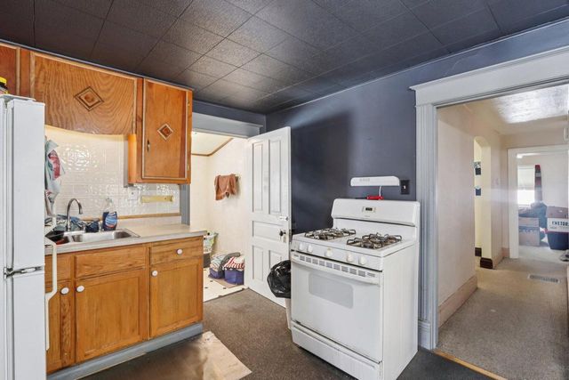 4413 19th AVENUE, Kenosha, WI 53140