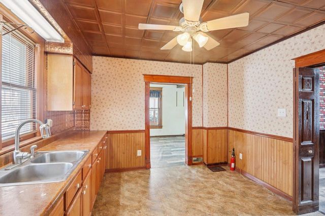 4413 19th AVENUE, Kenosha, WI 53140