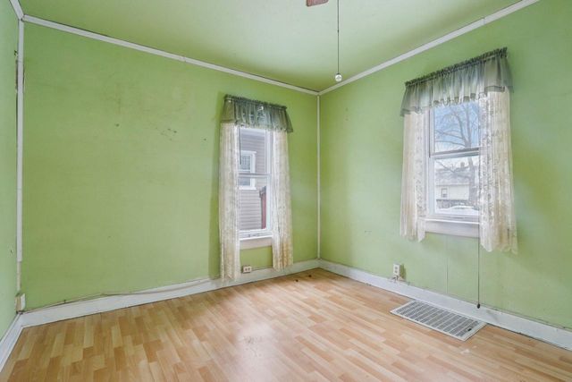 4413 19th AVENUE, Kenosha, WI 53140