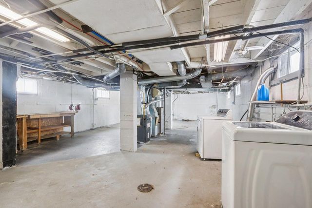 4413 19th AVENUE, Kenosha, WI 53140